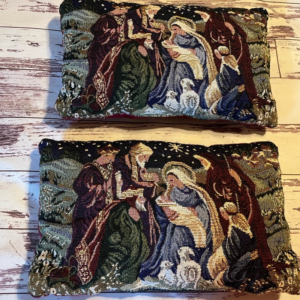 Tapestry Throw Pillows (2) Nativity Scene Mary & Baby Jesus Christmas